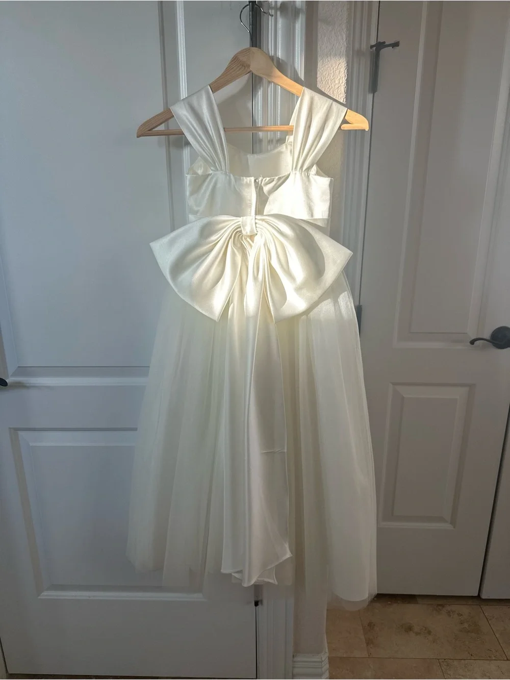 N/A soft ivory